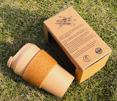 أكواب قهوة مخصصة